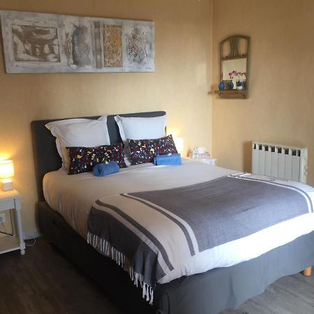 קאן סור מר Charmant Appartement Bord De Mer, Plage מראה חיצוני תמונה